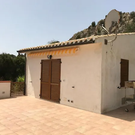 Ferienhaus Affitto Casa Vacanza In Campagna A Carloforte *